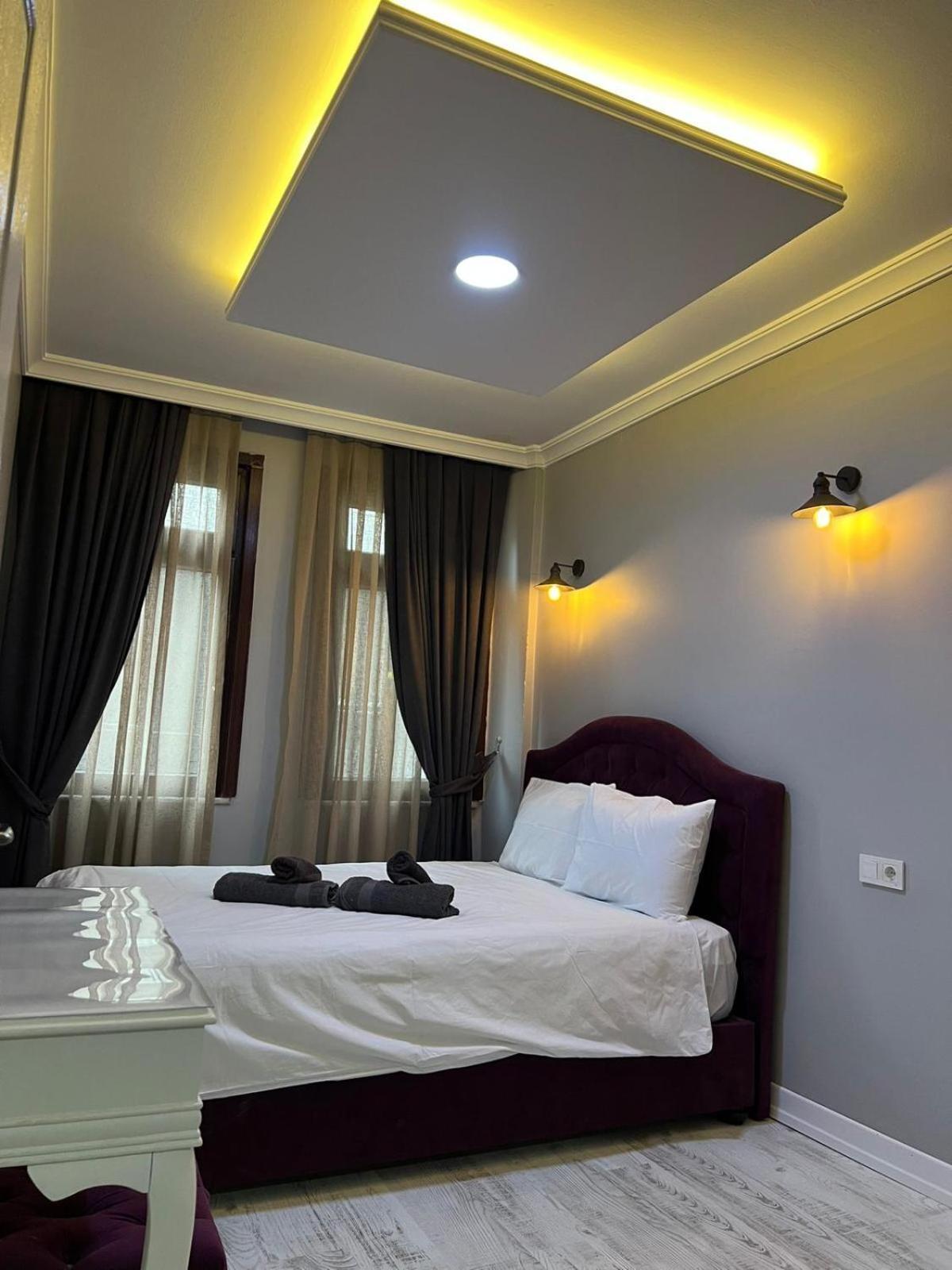 Taksim Cmlm Suit Istanbul Exterior foto